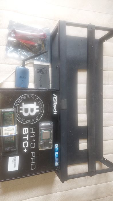 Asrock h110 pro BTC+ Combo CPU + RAM com Rig de Mineração64553264683139120