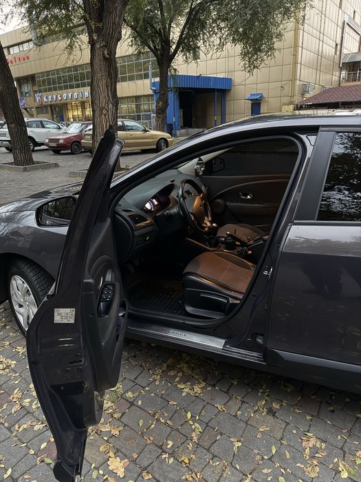 Продам Renault Fluence 2013