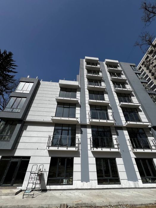 Продаж будівлі Солом'янський рн вул. Скрипника 1604 м2  Без Комісії %