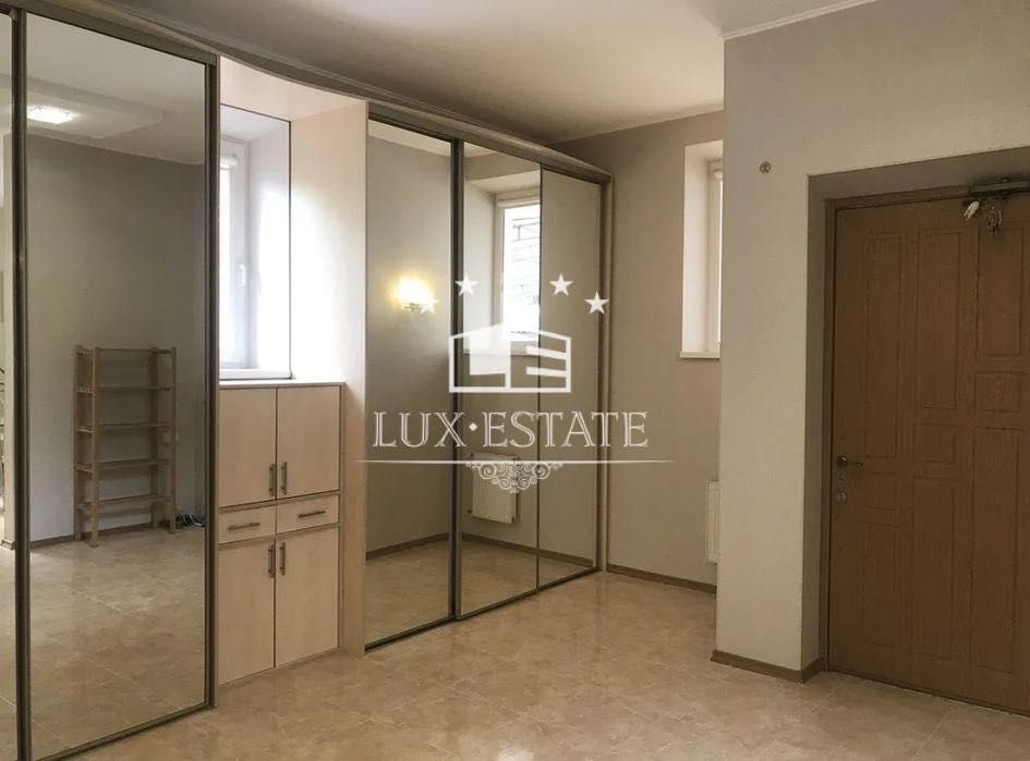 Аренда просторного дома в центре Шатиловка, Бот Сад, Саржин яр