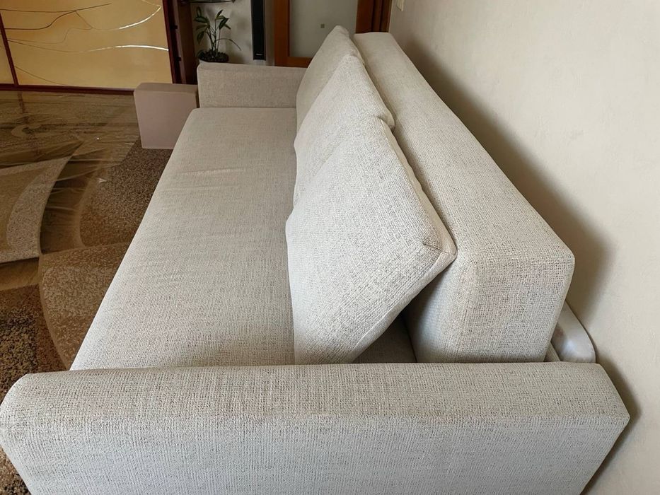 Продам розкладний диван