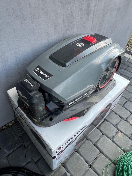 Robot koszący kosiarka Sterwins ST800 Gwarancja