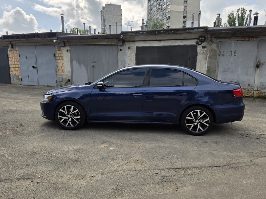 Volkswagen Jetta 2011