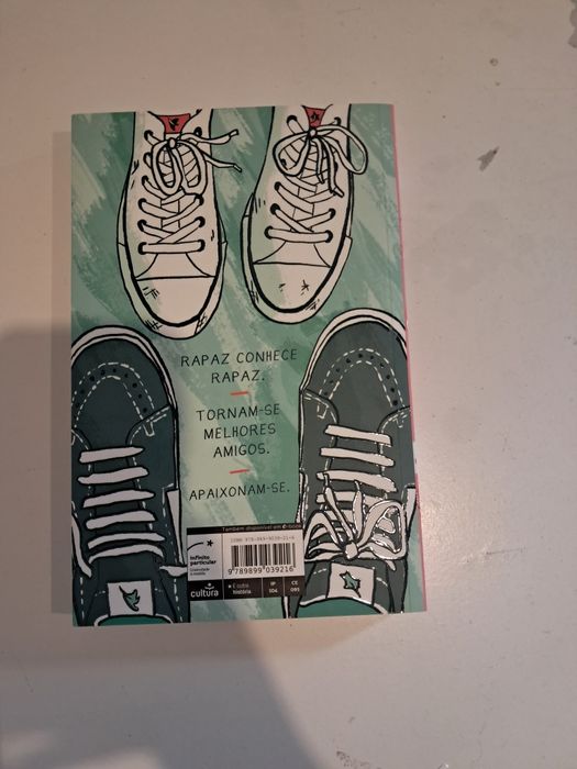 Alice Oseman- Heartstopper, volume1