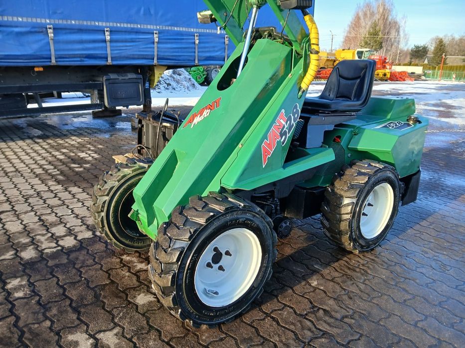 Miniładowarka Avant 528 .Diesel Kubota, Super stan