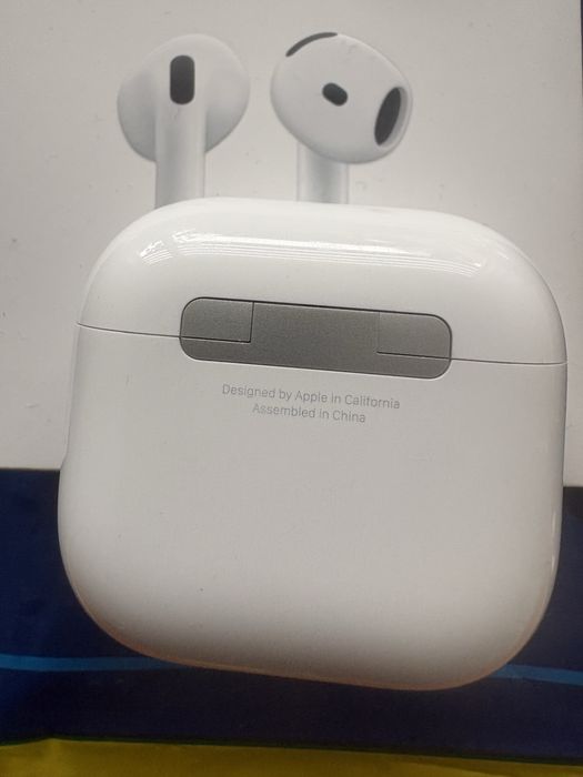 Apple airpods 4 bezprzewodowe