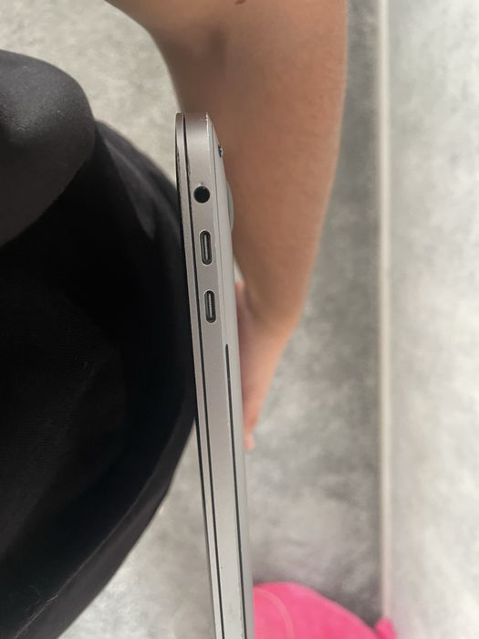Macbook pro 15. 16/1TB.