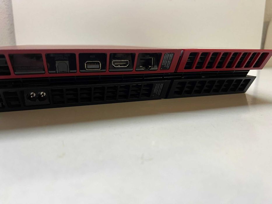 Ps4 - Metal Gear V Phantom Pain Limited Edition