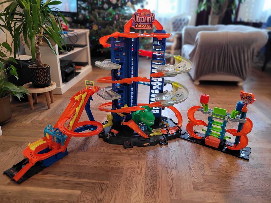 HOT WHEELS Garaż Z Windą T-REX + Zakręcona Mega Myjnia + Rollercoaster