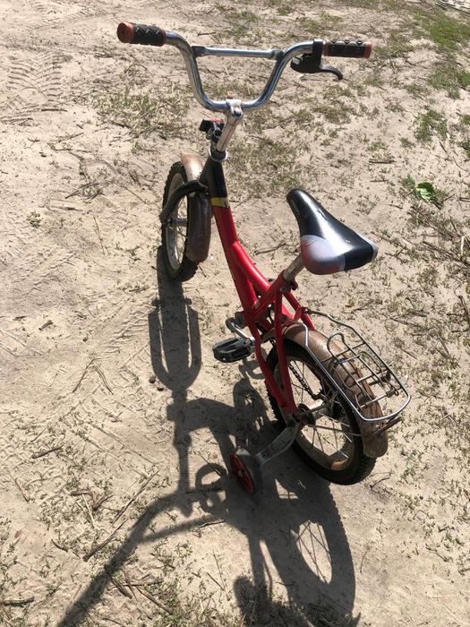 Дитячий велосипед PROFI з боковими колесами