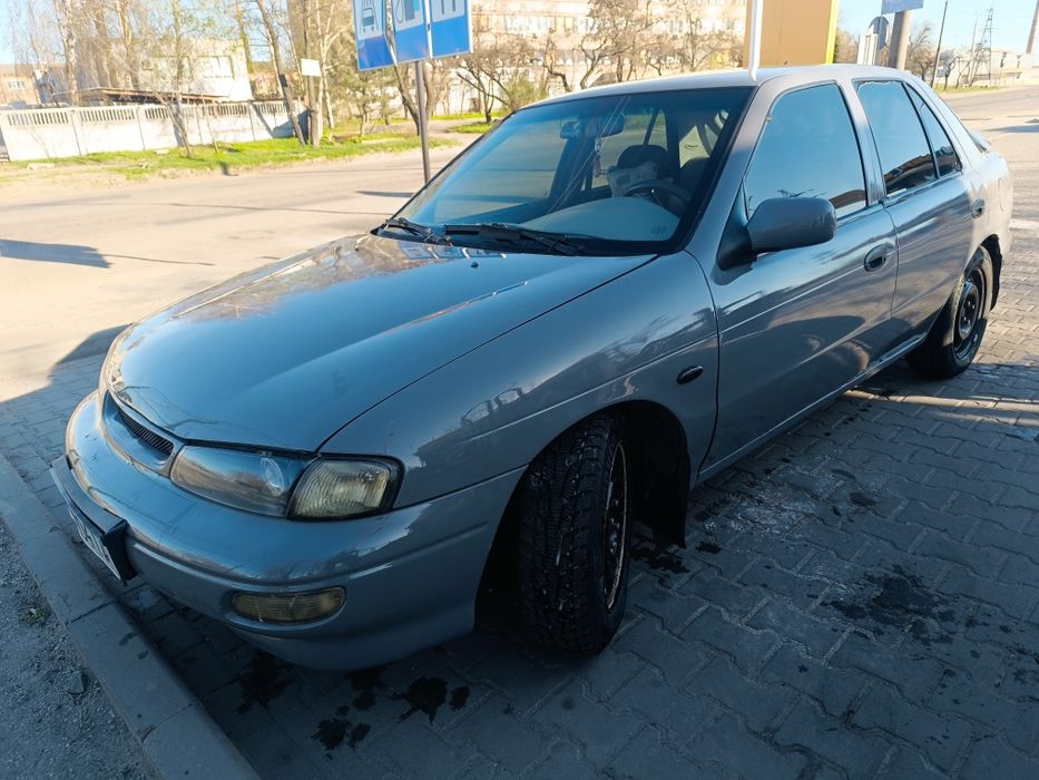 Kia sephia 1.8 (nardo grey)