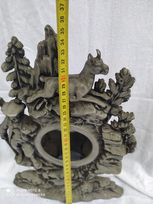 Caixa para relógio de lareira em metal