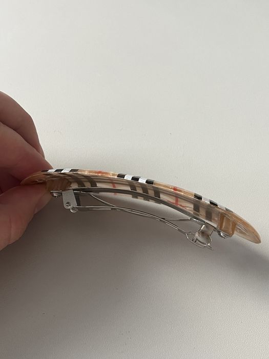 Francuska spinka do włosów klamra