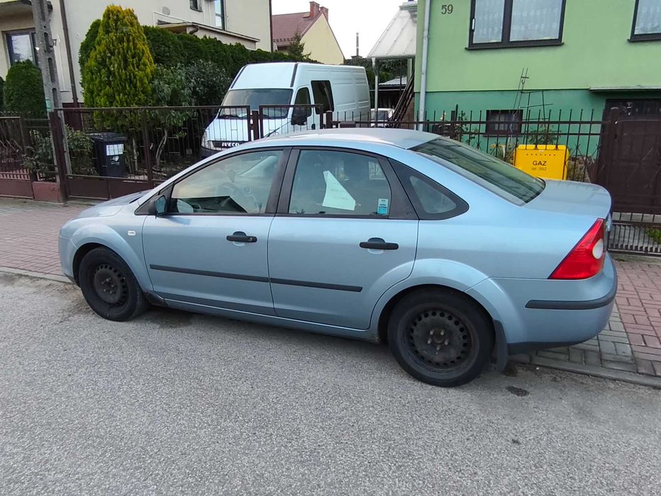 Ford focus MK2 1.4 b/g sedan