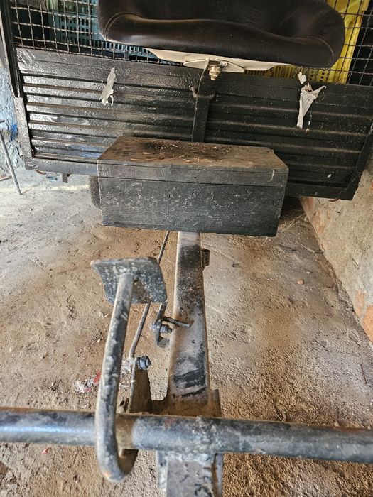 Reboque / Atrelado para motoenxada ou motocultivador / trator