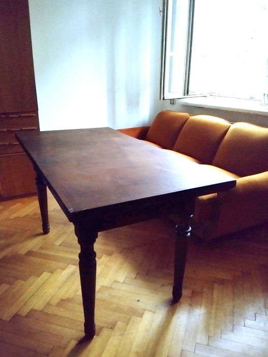 Stół drewniany używany
