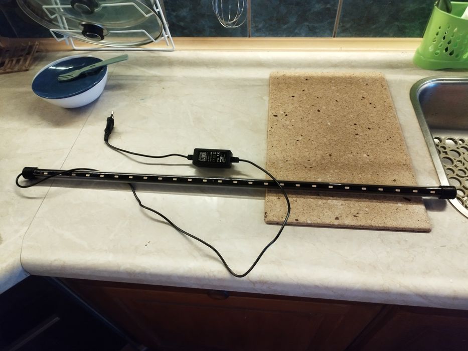 Lampa led do akwarium,  barwa niebieska.