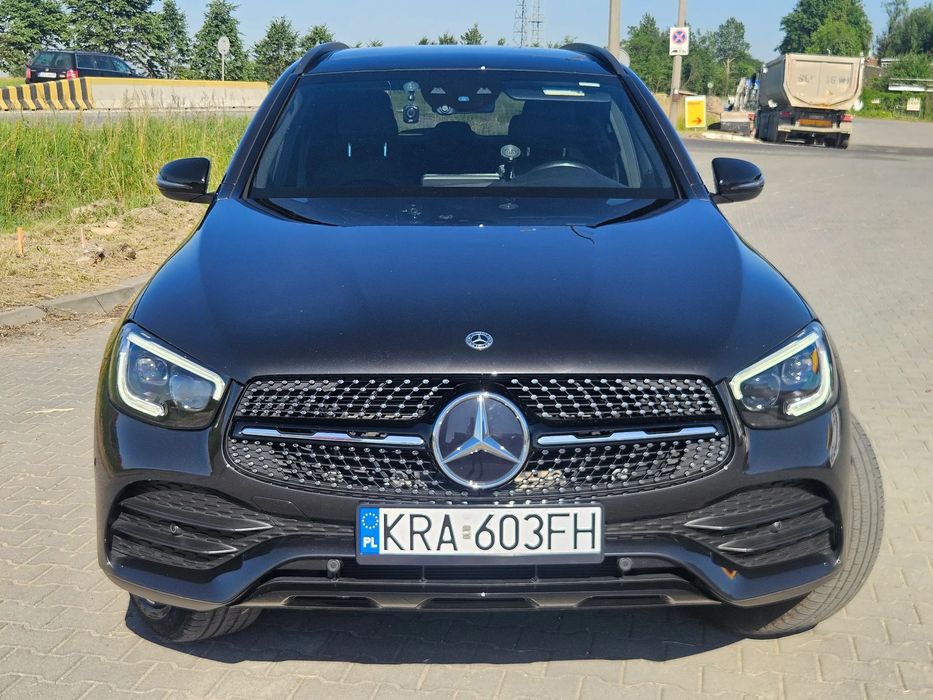 Mercedes-Benz GLC 300, 4Matic, AMG Line, 49 tys km., 258KM, pierwsza rej. w 06.2021r