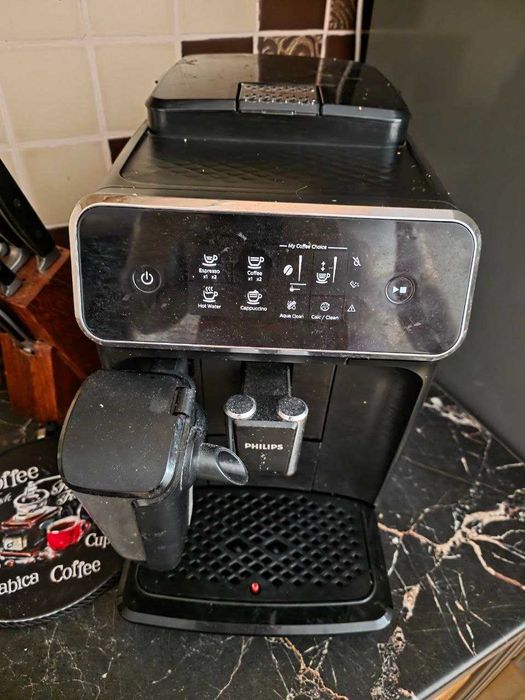 Кавомашина кавоварка Philips EP2230 2200 LatteGo