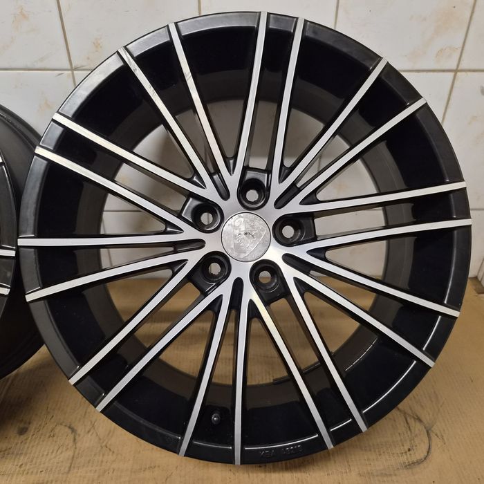 Felgi Aluett 18" 5x108 8Jx18EH2 ET45 Ford Volvo Peugeot Renault  + nakrętki