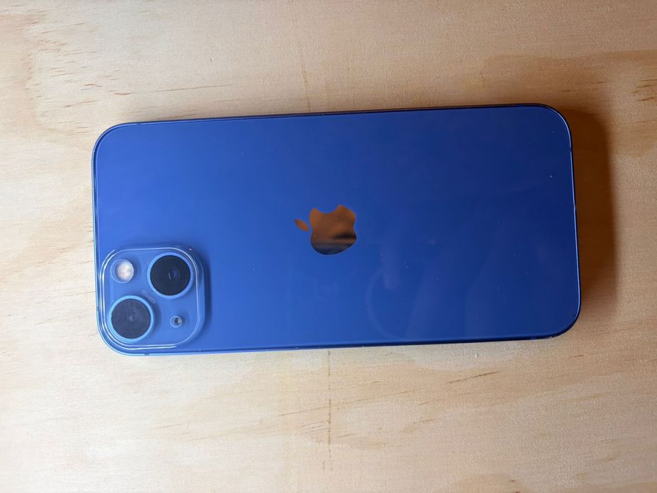iPhone 13 - 128GB - Cor Azul  Estado: Usado, em ótimo estado!