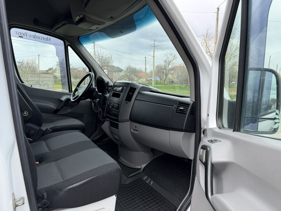 Мерседес Спринтер  2011 года