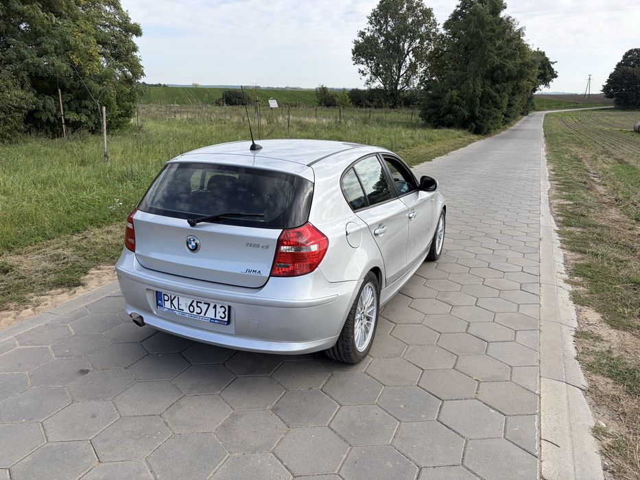 Bmw seria 1 diesel 2.0 rocznik 2011 , stan bardzo dobry