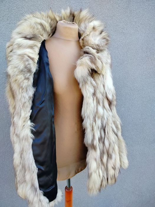 Naturalne futro z lisa vintage 42 jasne srebrno-kremowe