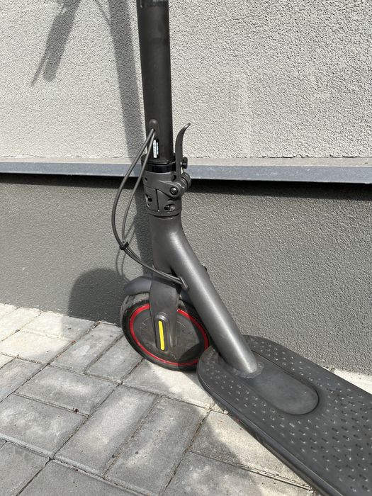 Електросамокат Xiaomi Mi Electric Scooter Pro 2