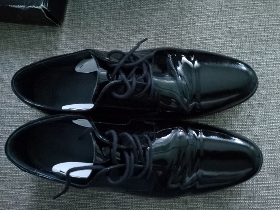 Buty galowe MON r. 42 lakierki