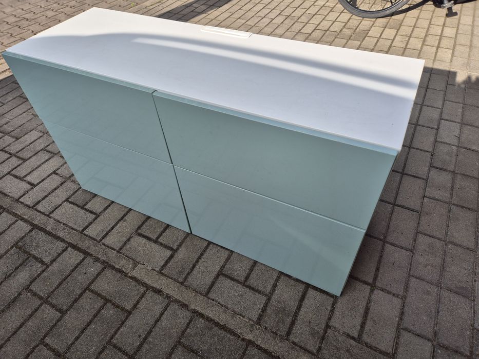 Komoda Ikea Besta