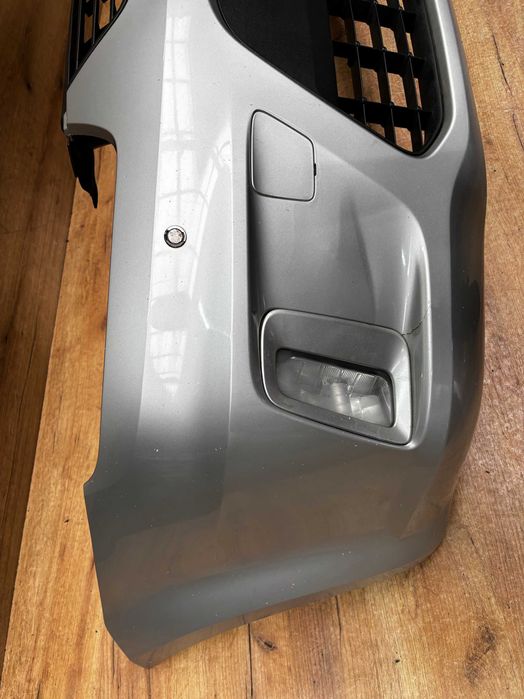 Zderzak przedni Ford C Max lift kolor 03