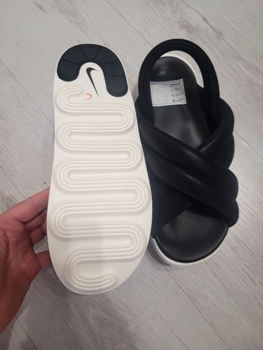 Сандалии жіночі NIKE AIR MAX Isla нові original