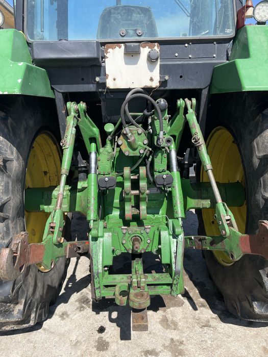 Трактор John Deere 4955