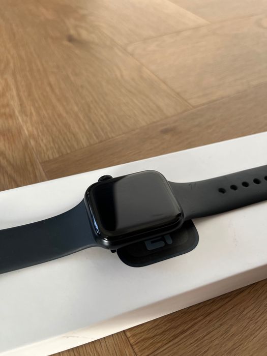 Idealny Apple Watch SE 2 gen 40 mm Midnight!