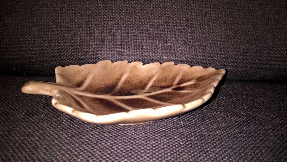 podstawek liść dł. ok. 16,5 cm PRL