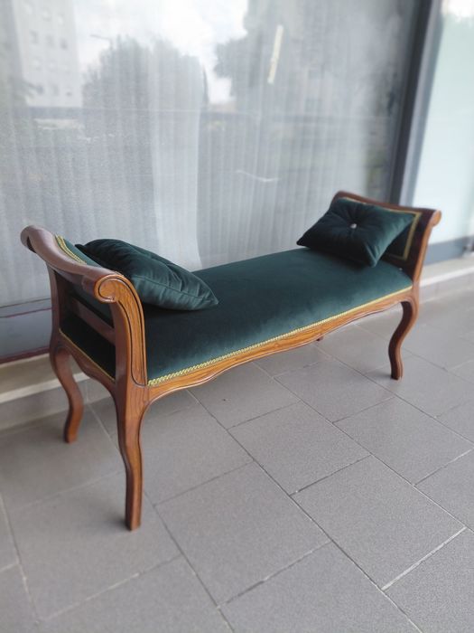 Banqueta estofada de novo