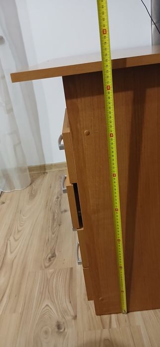 Sprzedam biurko w dobrym stanie!