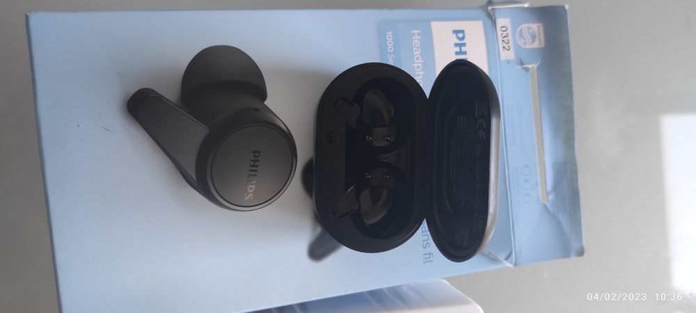 Caixa de carregamento para Ear buds/ headphones Philips 1000 Series