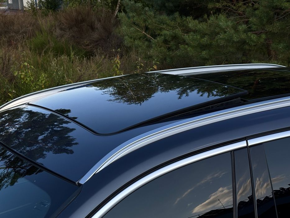 BMW X1 F48 28I.