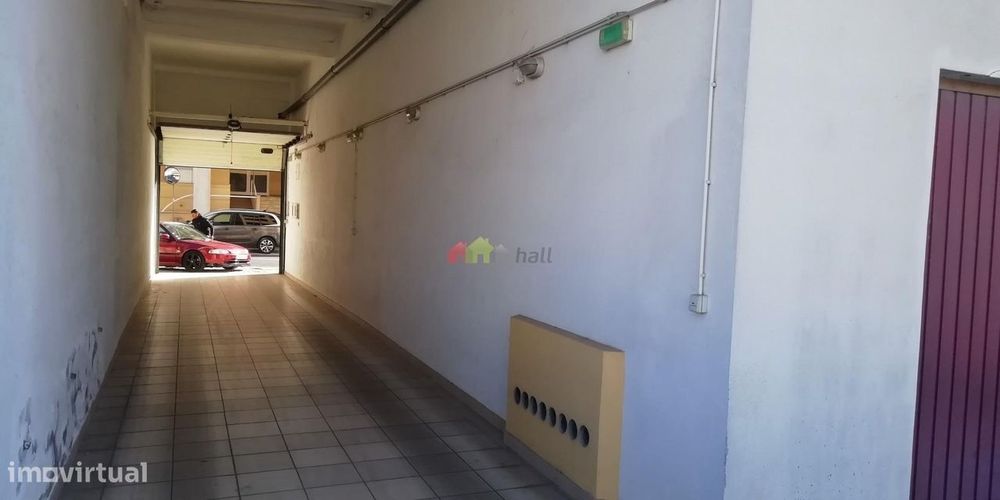 Parqueamento 14 m2 Arrendar nos Pinheirinhos, em Setúbal