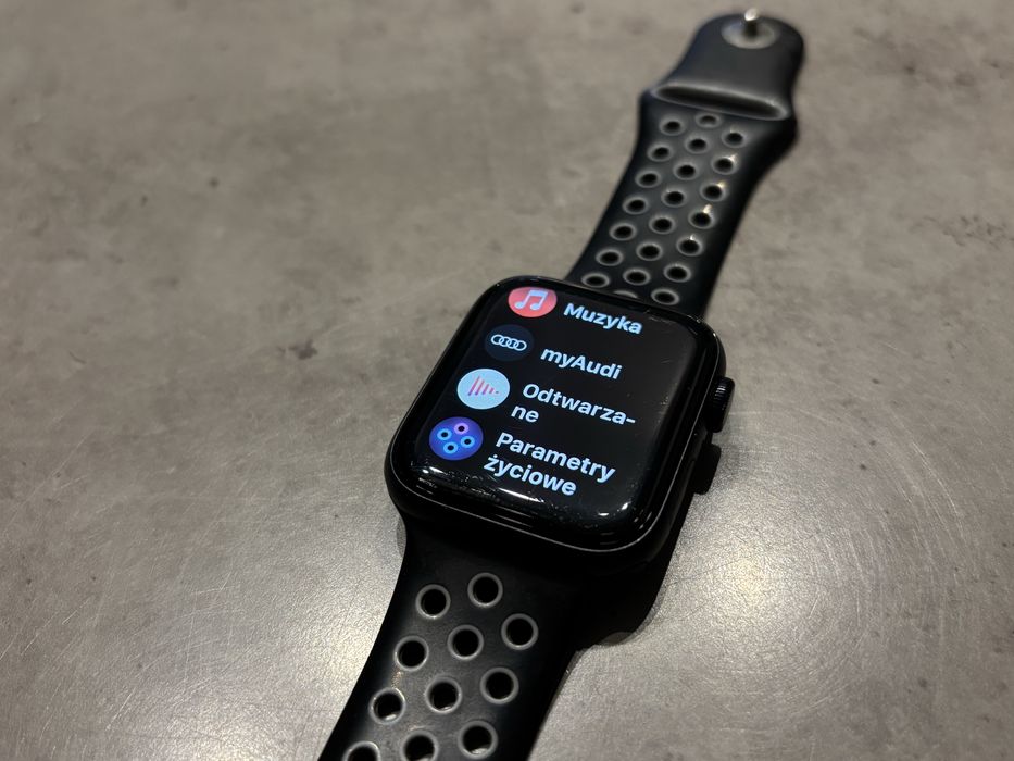 Apple Watch SE 2 44mm GPS Midnight