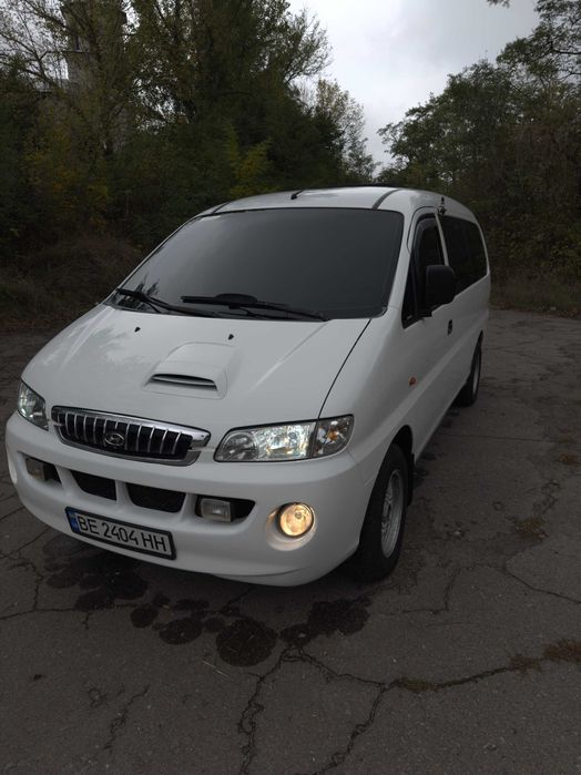 Продам Hyundai H-1 Відмінний стан.