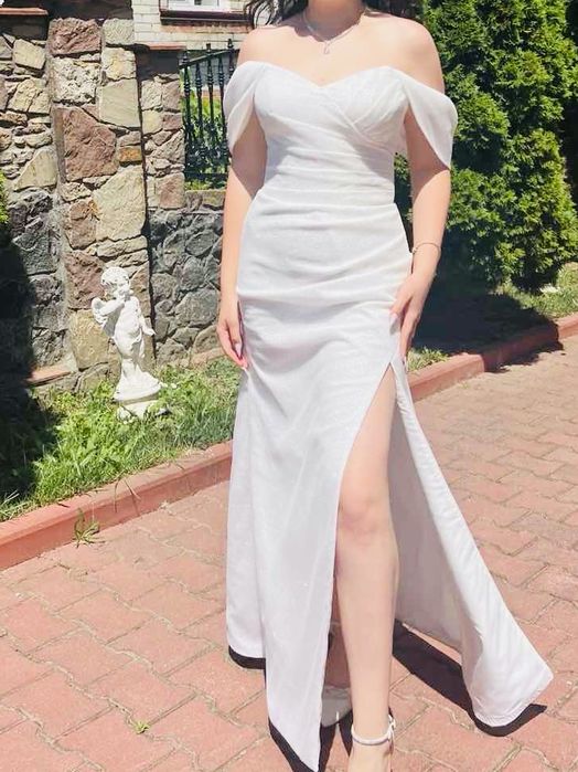 Сукня весільна/випускний