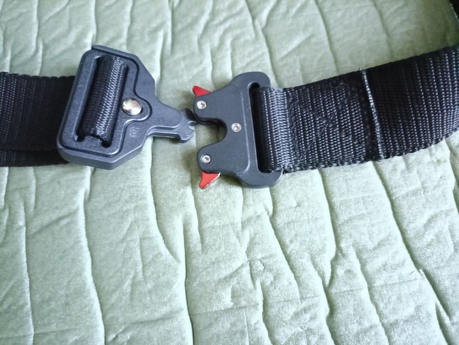 Ремінь тактичний чорний, олива.