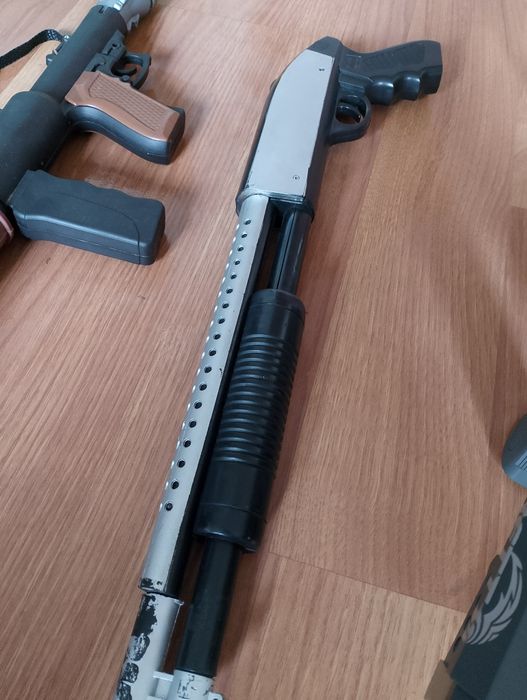 Большой набор игрушечного оружия, винтовки, дробовик, пистолеты, автоматы