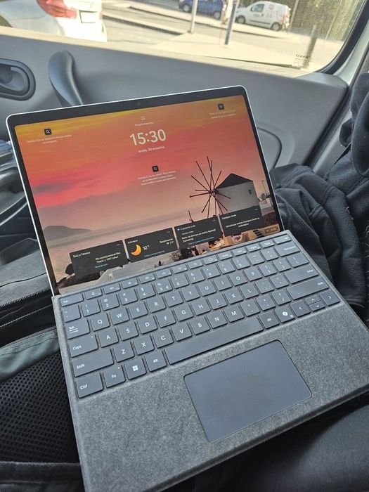 Microsoft Surface pro 11 (13cali) Zamiana Macbook