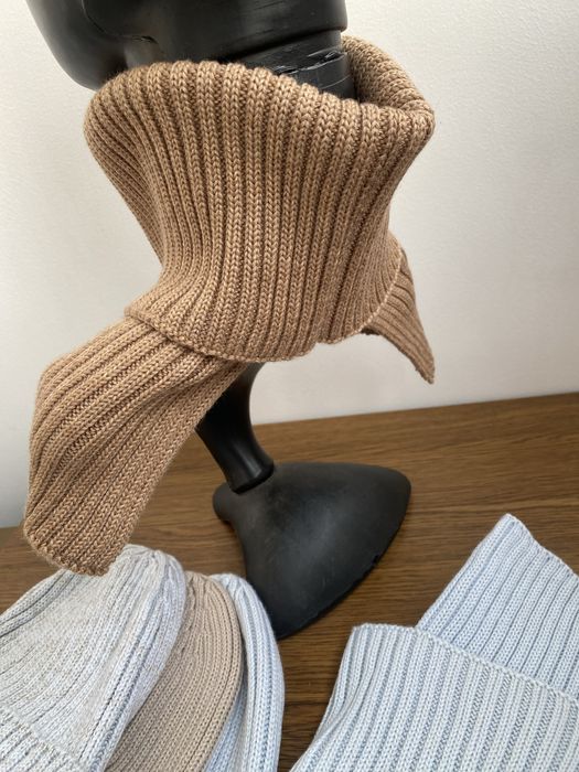 Комплект шапка и снуд меринос Италия