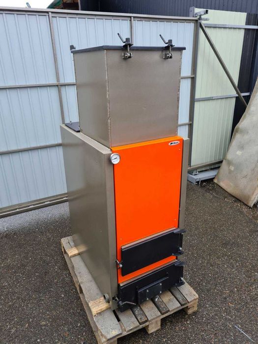 Твердотопливный, твердопаливний котел длительного горения