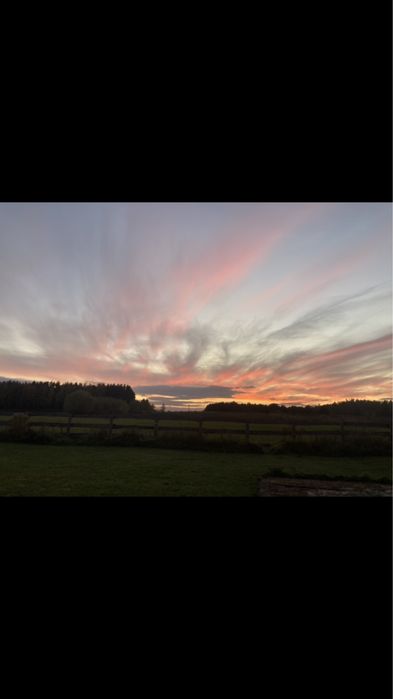 Dom nad jeziorem Mazury , basen, klimatyzacja, grill.